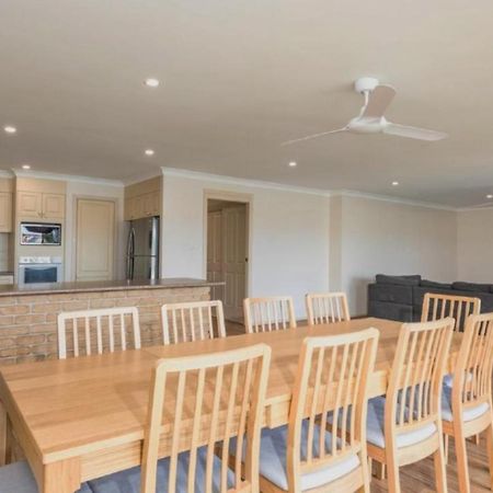 Villa A Mariners Cove Yamba Exterior foto