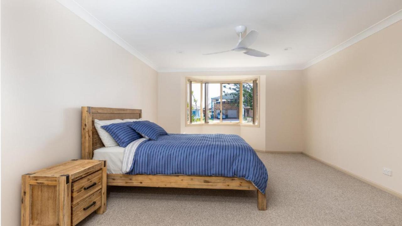 Villa A Mariners Cove Yamba Exterior foto